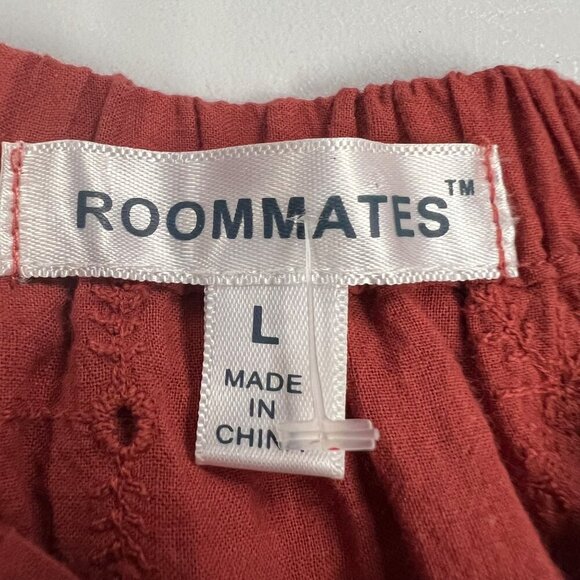 ROOMMATES Women's Eyelet Lace Top Off Shoulder Cinnamon Size Large - Picture 9 of 9